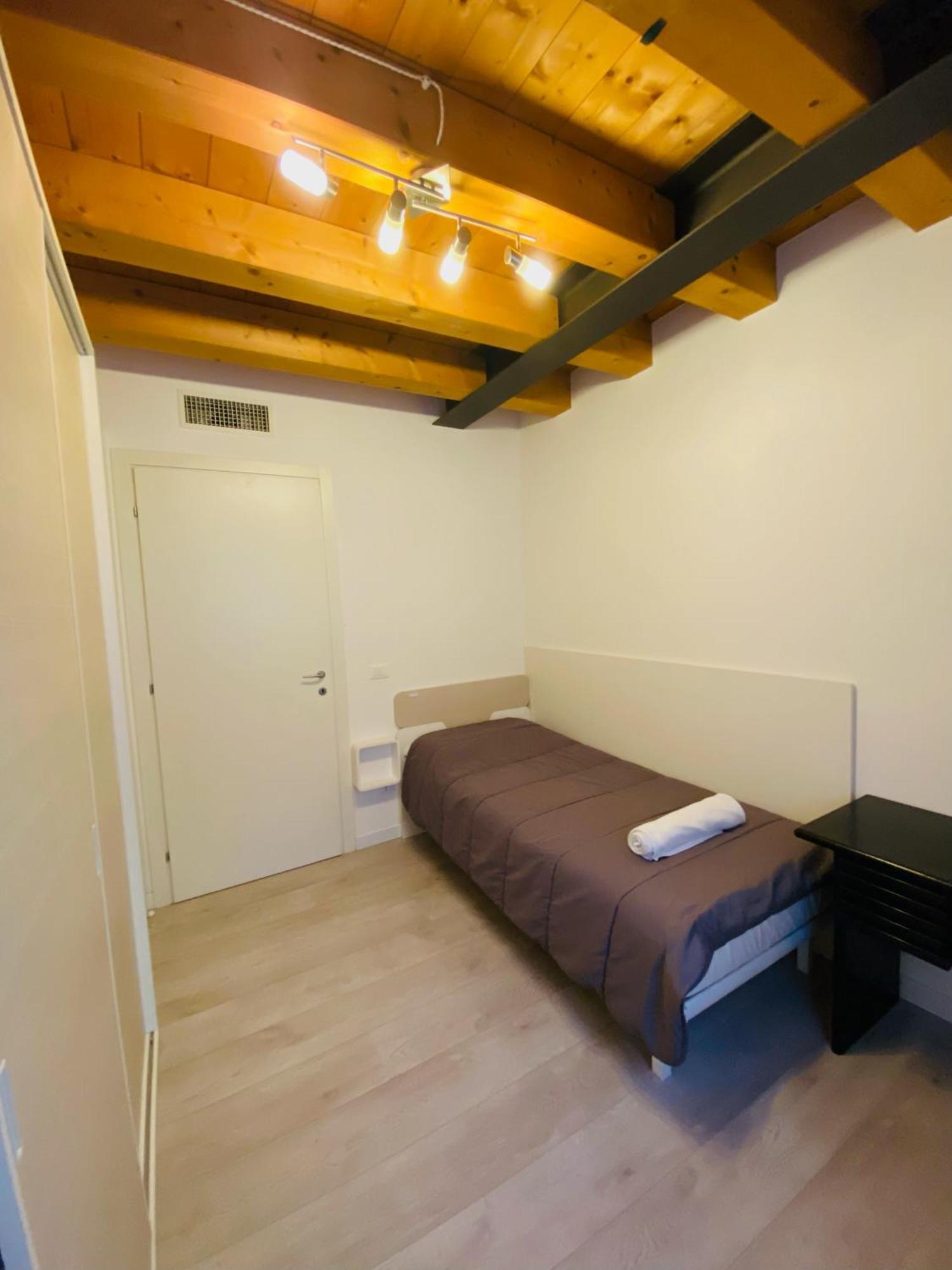 Central Luxury Garden Guest House 메스트레 외부 사진