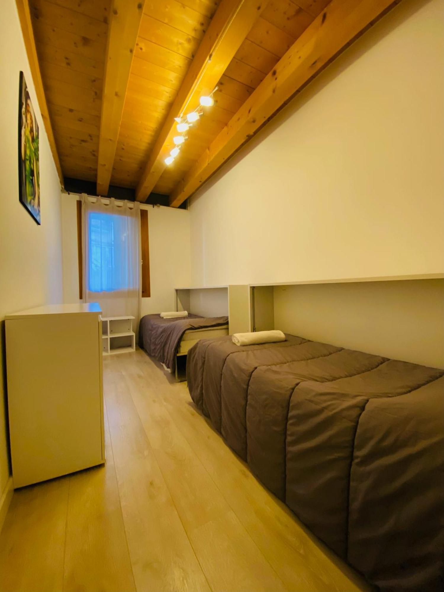Central Luxury Garden Guest House 메스트레 외부 사진