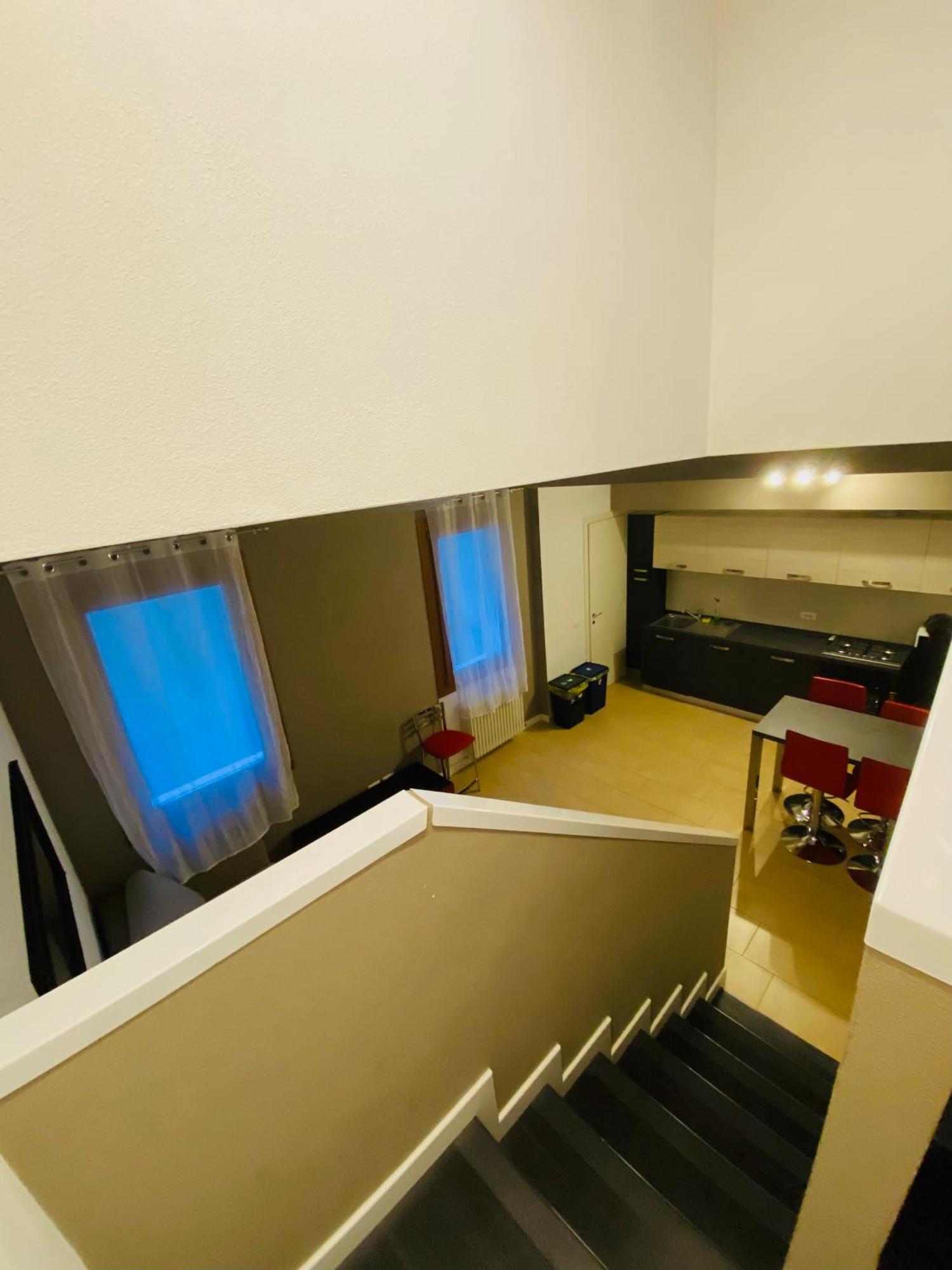 Central Luxury Garden Guest House 메스트레 외부 사진
