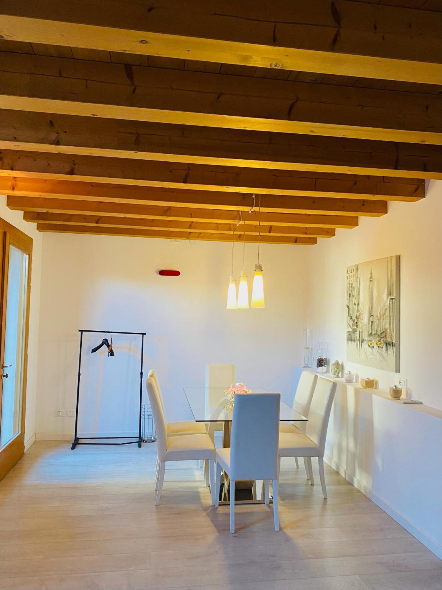 Central Luxury Garden Guest House 메스트레 외부 사진