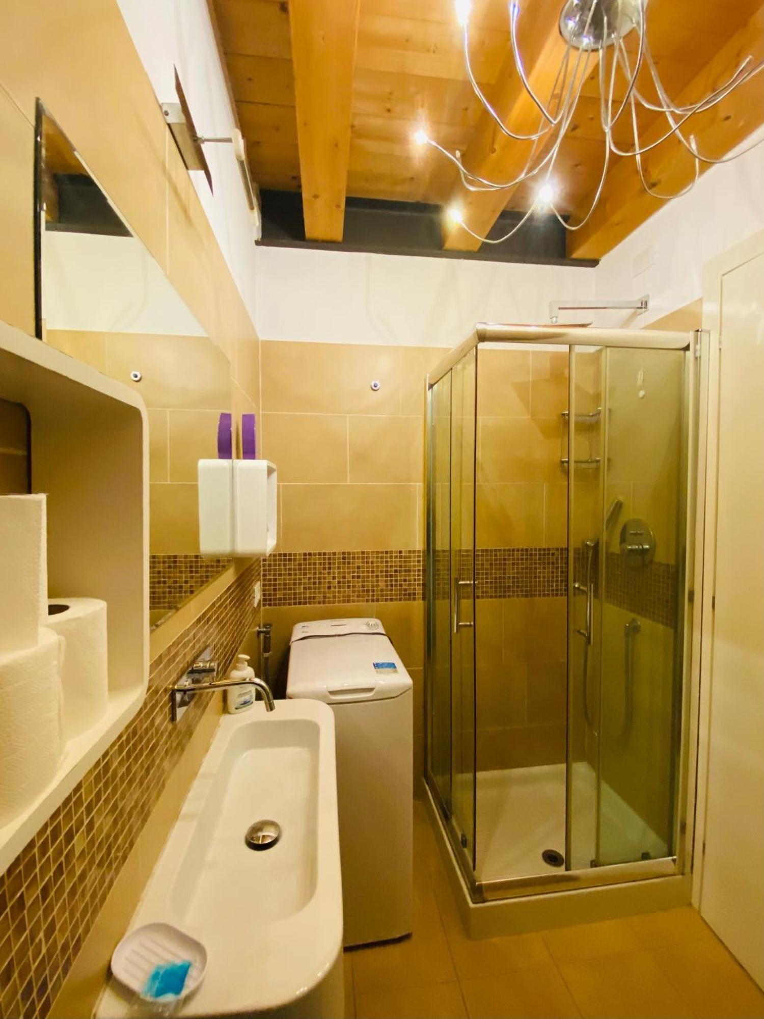 Central Luxury Garden Guest House 메스트레 외부 사진